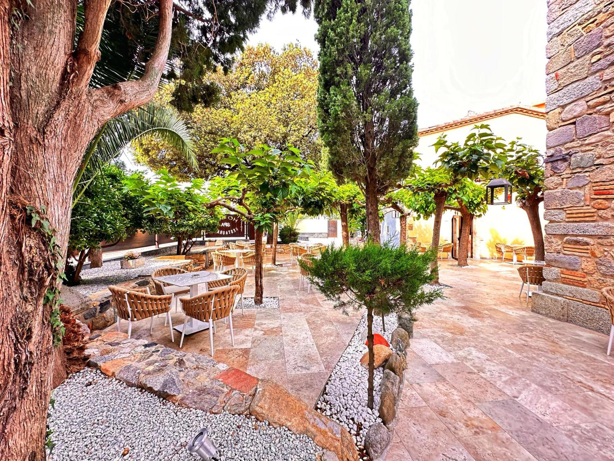 Boutique Hotel Comtal Empuries Roses Exterior foto